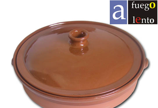 02 POTS AND CASSEROLE POTS