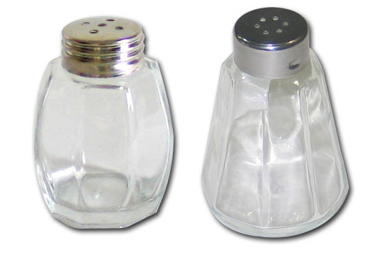 05 SALT AND PEPPER SHAKERS